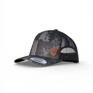 Retro Trucker Cap - Golden Retriever Patch