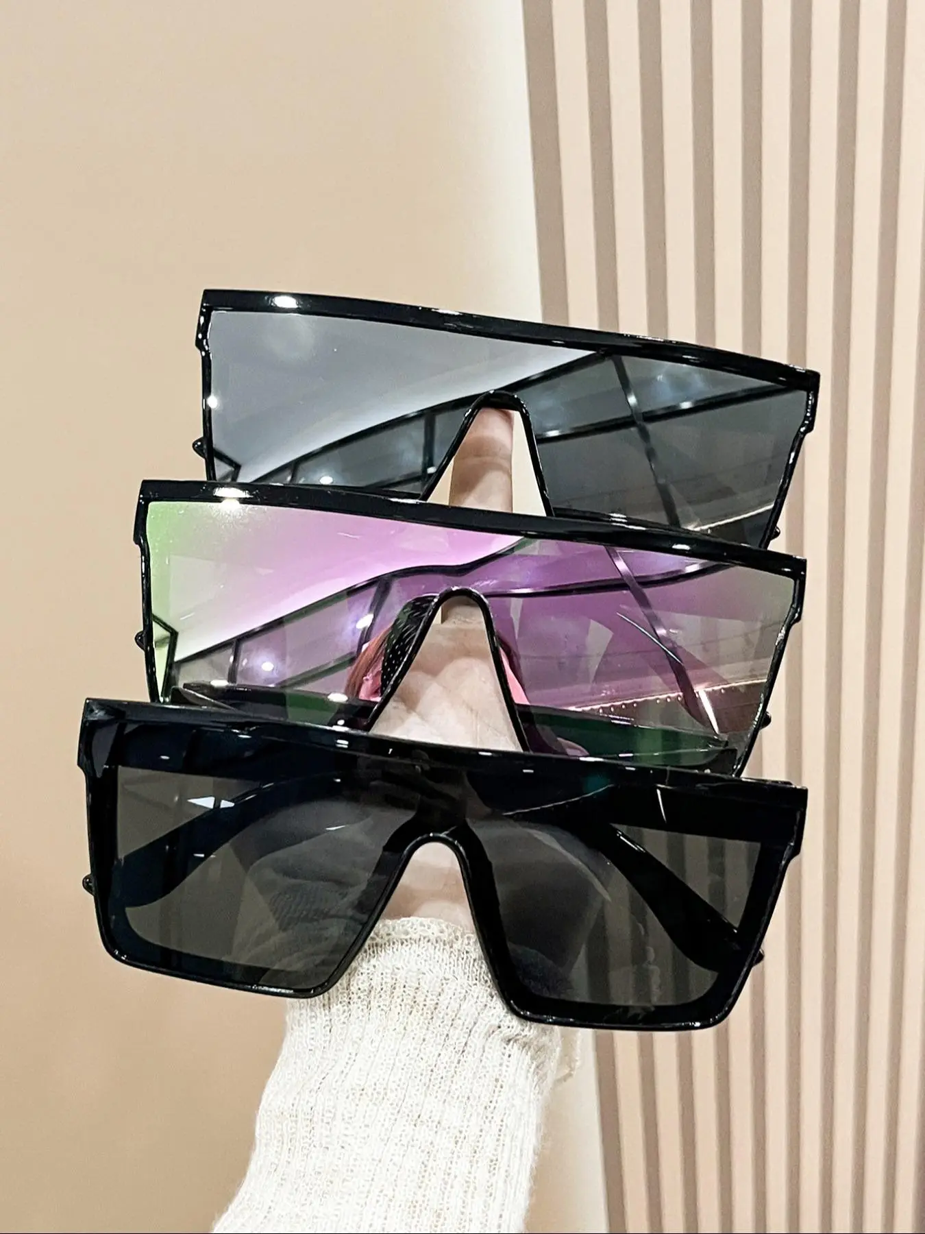 Unisex Cool Fashionable All-match Mirror Lens Frames Sunglasses, Designer Sunglasses, Vintage Trendy Flat Top 2025 Women Sunglasses for Everyday Use,