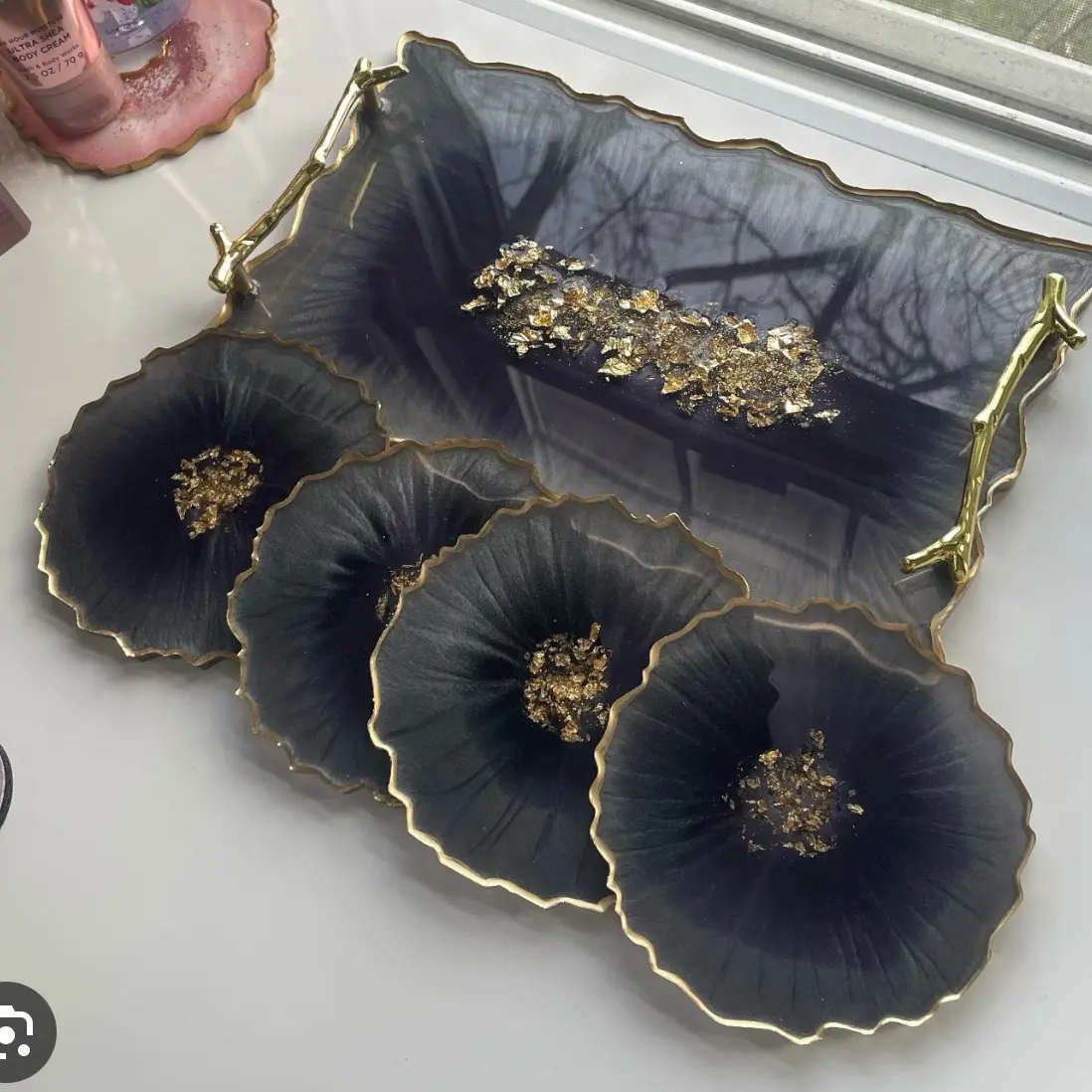 Elegant epoxy tray & coaster set