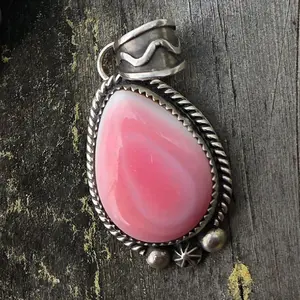 Pink Conch Pendant