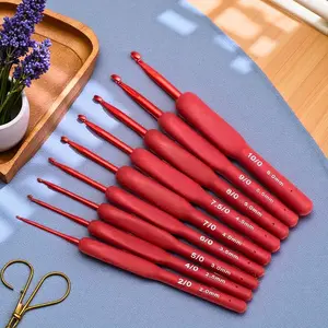 9-Piece Silicone Handle Crochet Hooks Set, Round Head Anti-Slip Needles, Multiple Sizes, Comfort Grip, Yarn Craft Tools, No Scratch Pins