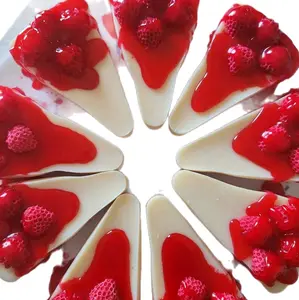 StrawBerry Bliss Cheesecake Delight wax melt Candle Scent Decor
