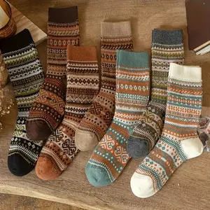 Women's Daily Comfortable Retro Ethnic Style Casual Mid-Calf Socks