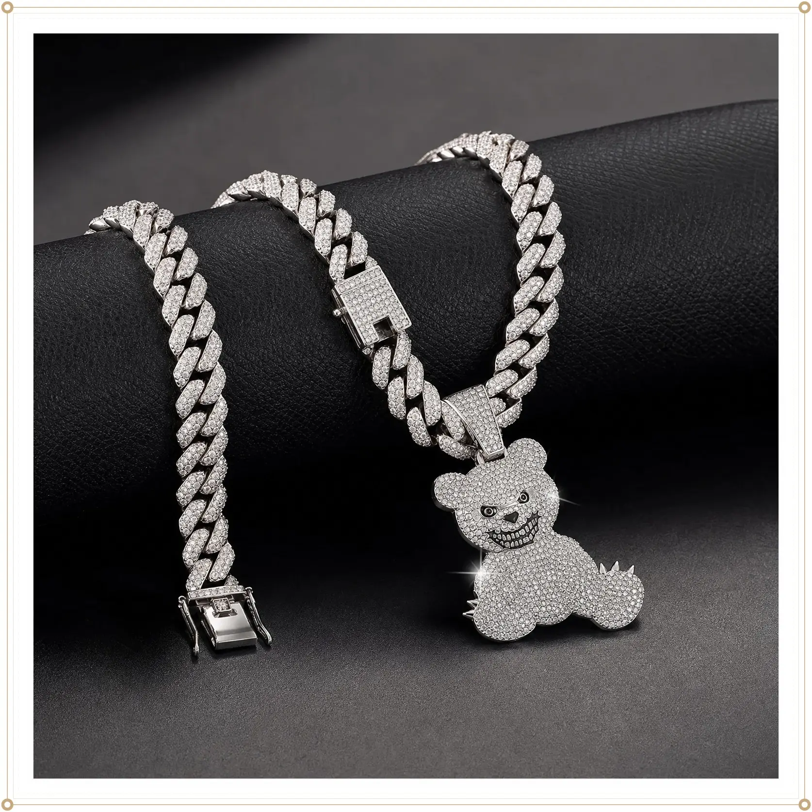 Hip Hop Bear Pendant Cuban Chain Necklace Rhinestone Shiny Unisex Fashion Street Jewelry for Party Festival Date Birthday Gift