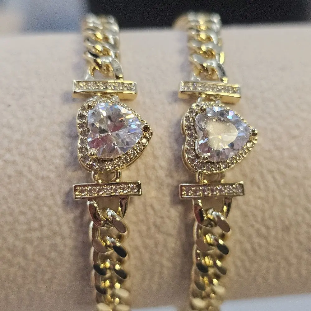 WW #1. 14K gold plated elegant diamond heart bracelet 7.5 inch bracelet gift WW #1. 14K gold plated elegant diamond heart bracelet 7.5 inch bracelet gift