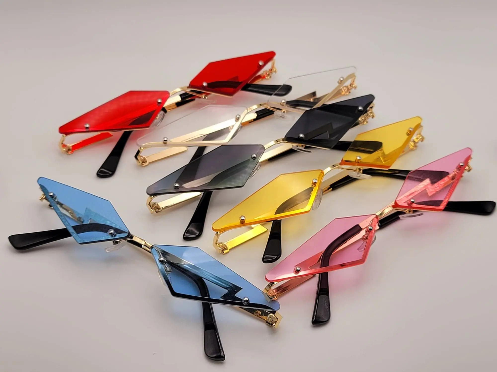 Triangle Wing Edge Rimless Slim Cat-Eye Sunglasses Trendy sunglasses Vintage Sunglasses Retro Punk