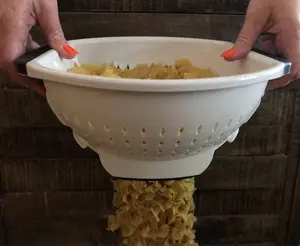 Trap Door Colander