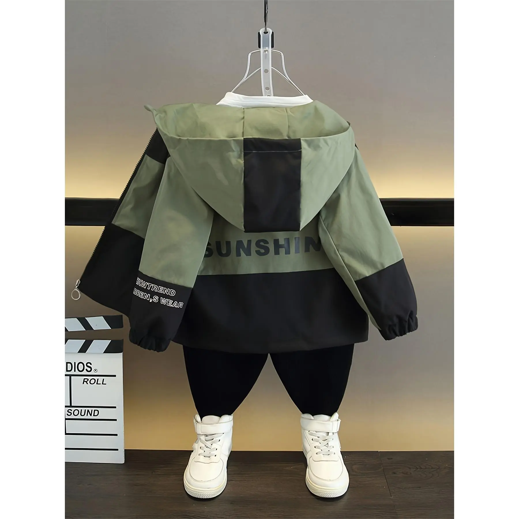 Girls' Polyester Hooded Windbreaker Jacket - Casual Loose-Cut Colorblock Zip-Up with "Sunshine" Graphic for Spring & Fall, Long Sleeve, Regular Fit, Sizes 3-4Y, 10-11Y