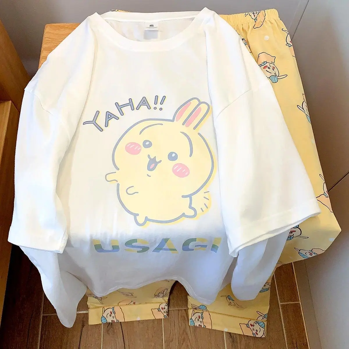 Chiikawa 2-Piece Pure Cotton Loungewear Set - Round Neck Shortsleeve Pajama Set, Loose Nightwear Pyjamas, Cute Cartoon Home Clothes Gift for Summer