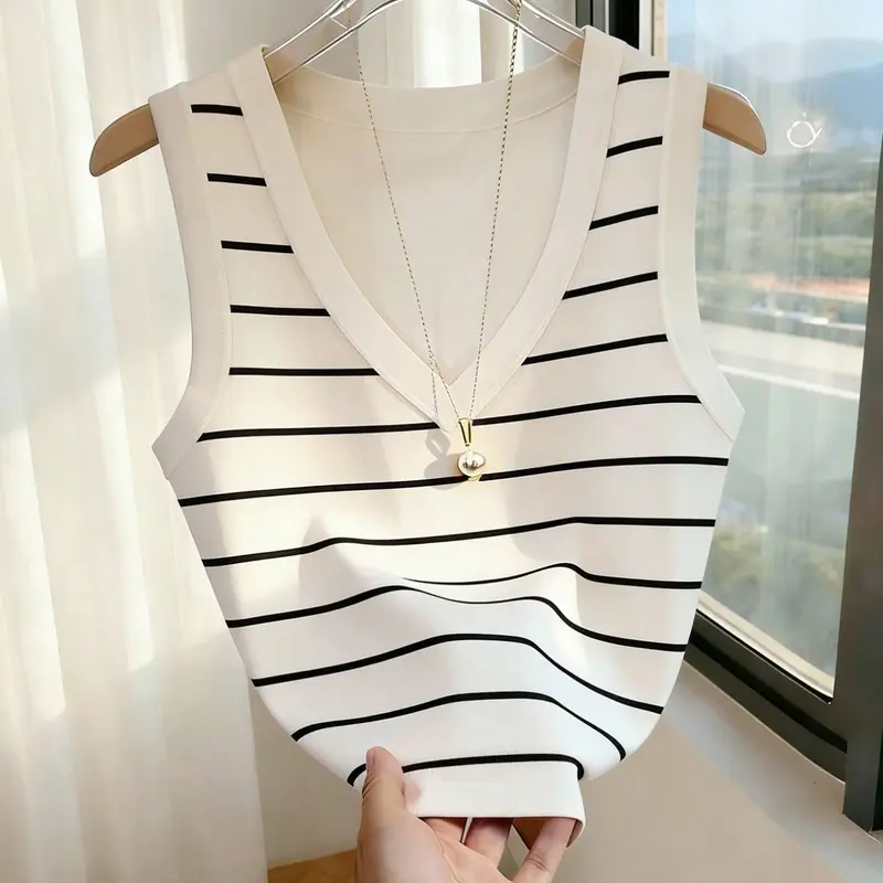 Striped V-Neck Knit Camisole Tank Top, Sleeveless Slim Fit Bralette, Basic Innerwear, Women's Fashion, Daily/office Wear, Casual, Chic, Minimalist Style, Sleeveless Tank Tops