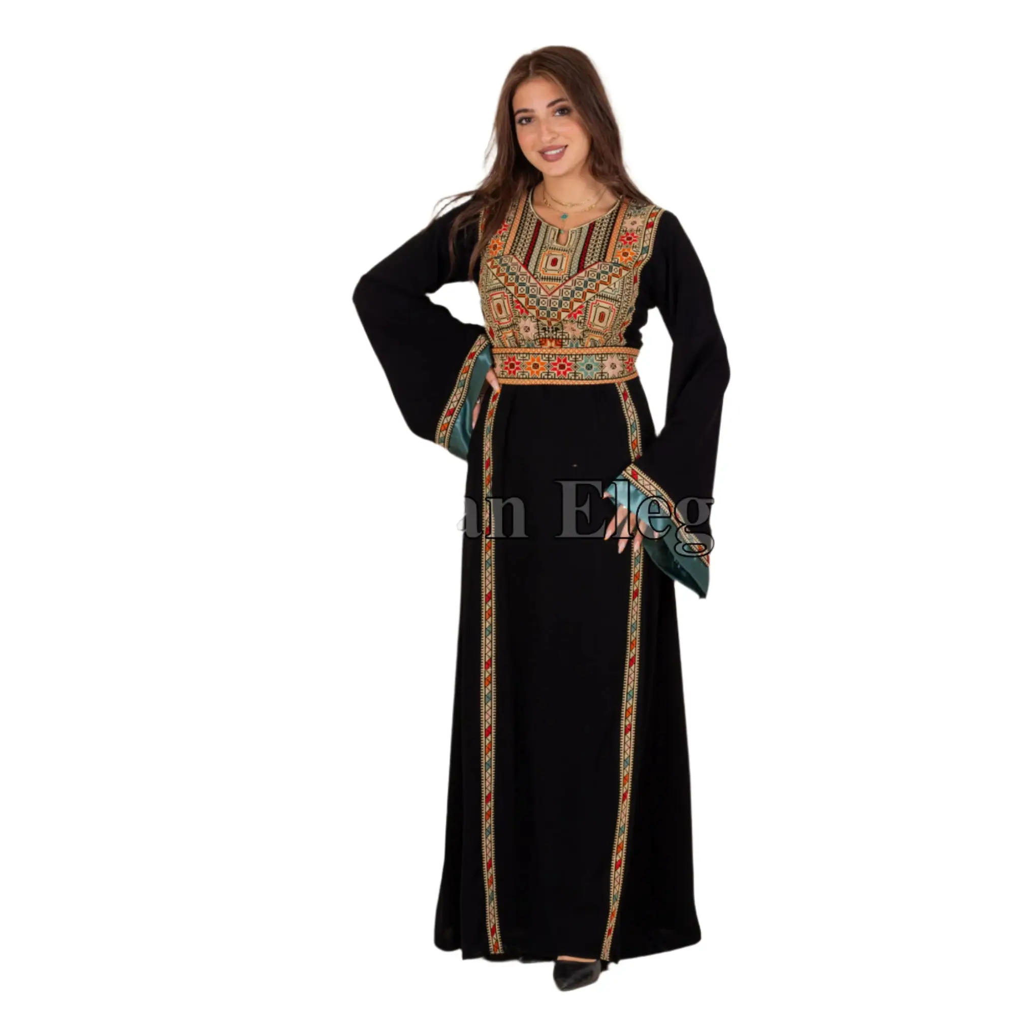 Fadwa Embroidered Thoub – Elegance, Tradition and Cultural Craftsmanship
