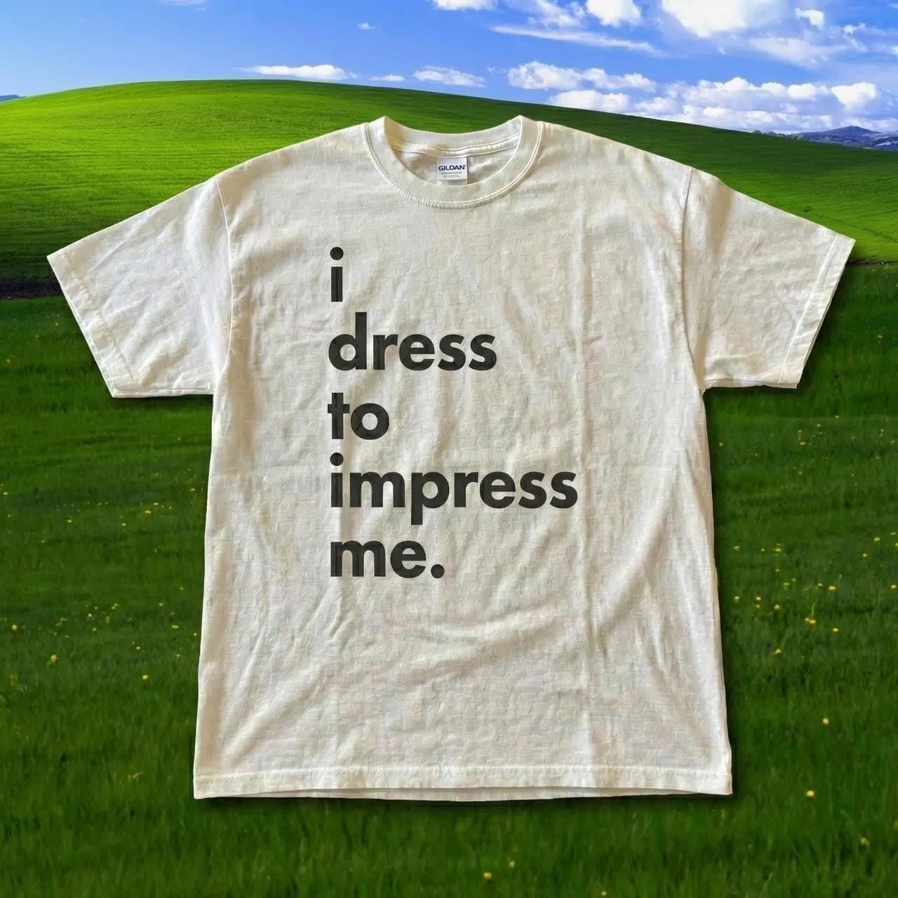 I Dress To Impress Me T-Shirt – Y2K Vintage Cartoon Aesthetic Top