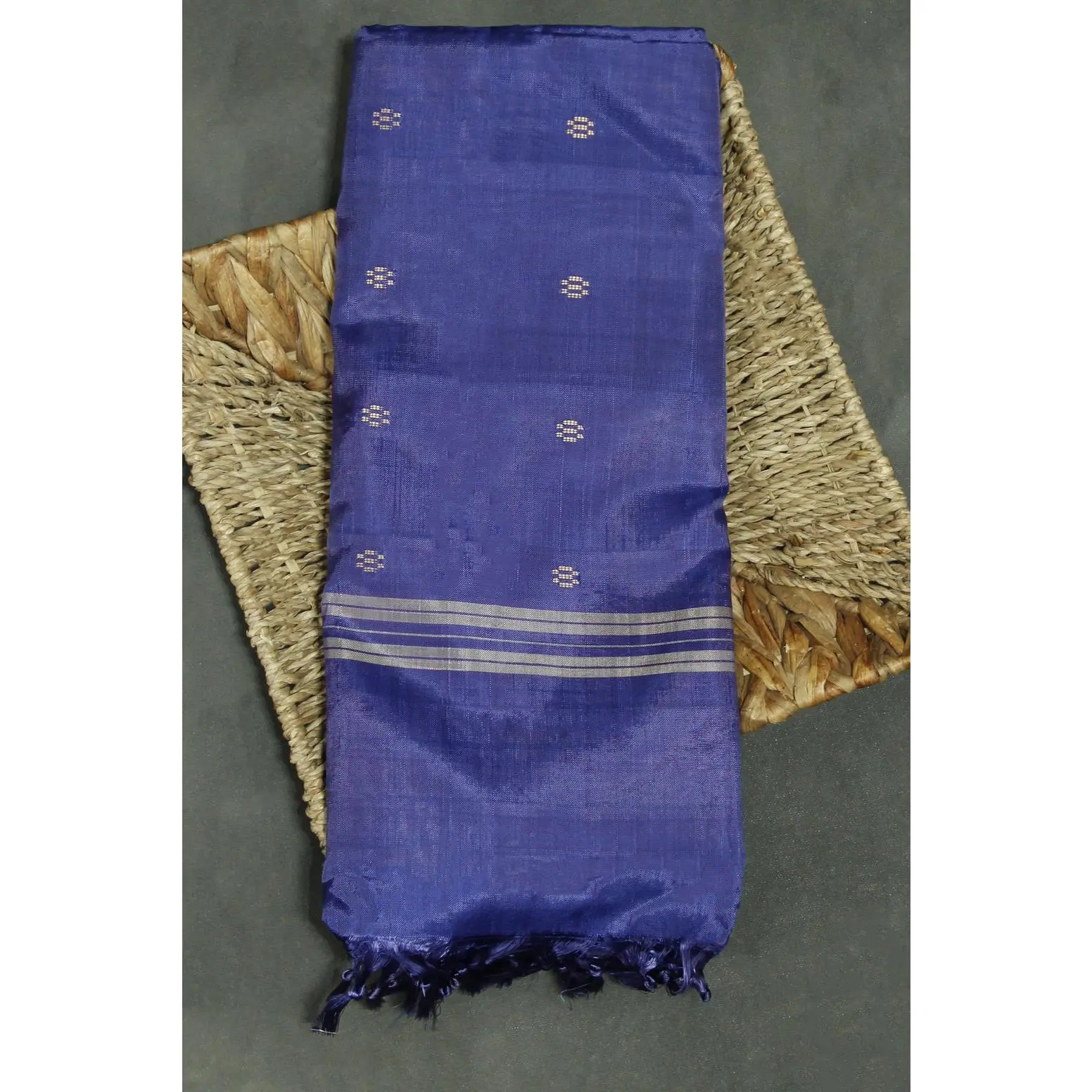 Women's Traditional Navy Blue Woven Vaazhai Naar (Banana Pith) Borderless Saree - 5.5m Lightweight, Smooth Finish, Textured Finish, Silver-Striped Pallu, Blouse-Inclusive Festive Ethnic Wear for Festival Events