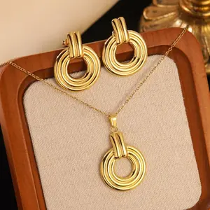 Minimalist Luxury Geometric Titanium Steel Jewelry Set, 18K Gold-Plated Earrings & Necklace Two-Piece Set, Hypoallergenic Fade-Resistant, Versatile for Daily Commute