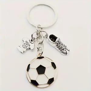 1PC Soccer Player Keychain， Men's Soccer Player Keychain - Soccer Ball Pendant Keyring - Fan Gift - Soccer Ball Men's Shoe Keychain，party decoration and gift