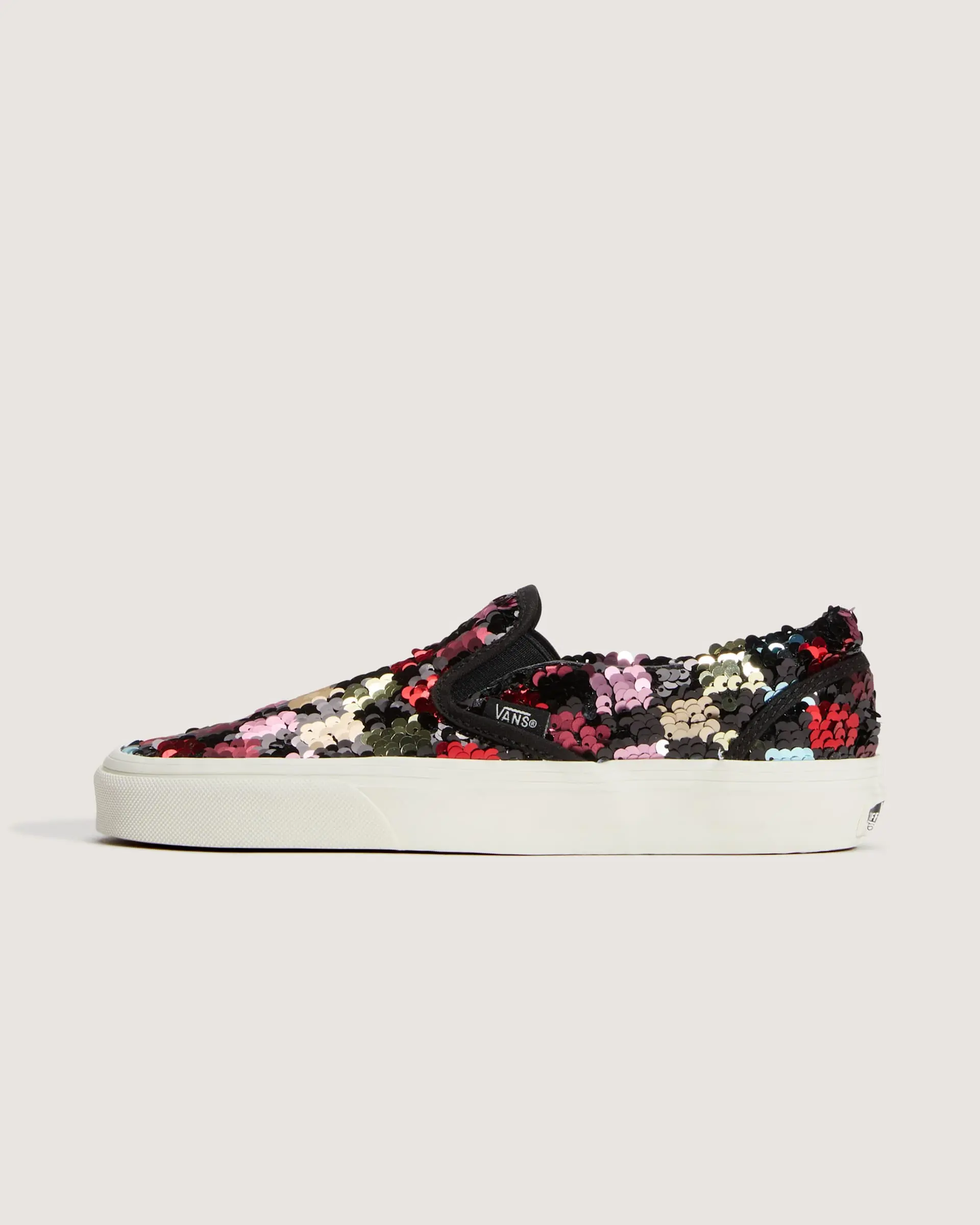 Vans Unisex Classic Slip-On Low Top Shoe