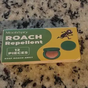 MoonSpry Roach-Control Pest Repellent Kit - Powerful Cockroach Gel Bait, Rodent Repellent Pouches, Microfiber Floor Mop with Microfiber Mop Pads, Non-Toxic Indoor-Outdoor Multi-Surface Control for Home, Kitchen, Cockroaches