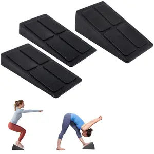 A set of EPP stretching boards, squat boards, yoga fitness exercise foot pedals, tilt boards, adjustable calf stretching pedals, and men's and women's indoor and outdoor training inclined pedals