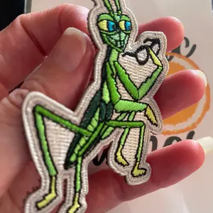 Praying Mantis Embroidered 3" x 2" Hook Backed Patch for Bags Symbolizing Stillness Calmness and Resilience