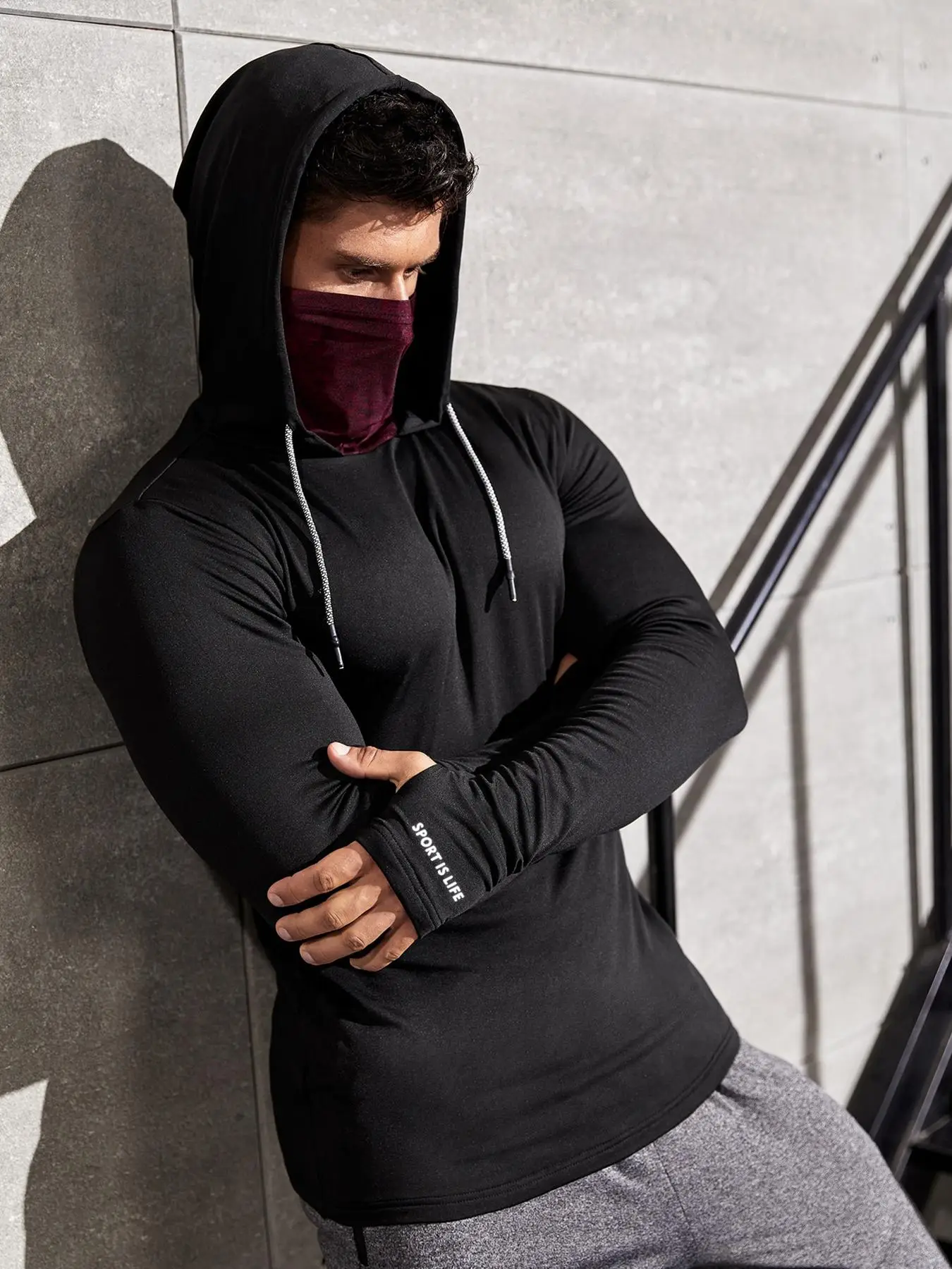 Men's Colorblock 2 IN 1 Drawstring Hooded Sports Tee with Face Mask, Slim Sporty Casual Long Sleeve T-shirt, Men Sport & Outdoor Clothing for Gym Work