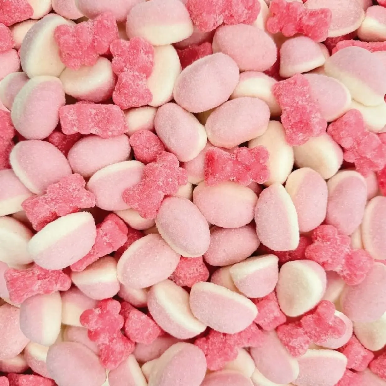 Pink Candy Mix | 2 Pound Bag | Sour Tutti-Frutti Gummi Bears & Strawberry Puffy Gummies | Chewy Candy | Pink Gummies for Baby Showers, Gender Reveal & Party Favors