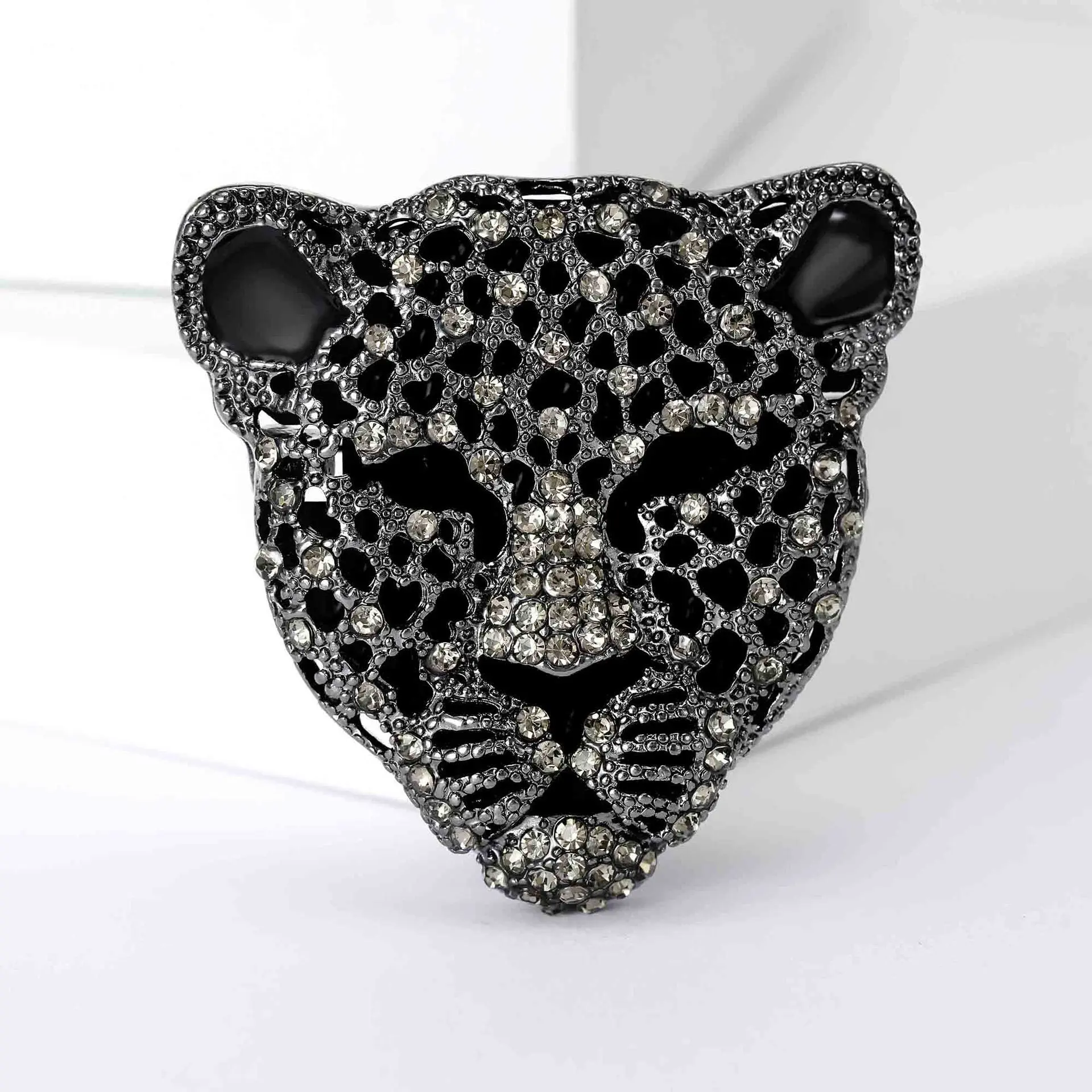 Leopard Face Brass Brooch Pin Jewelry with Crystals and Gun Metal Plating