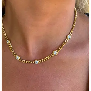 BLAIR NECKLACE