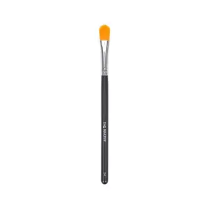 LARGE EYESHADOW BRUSH