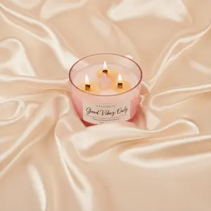 Crimson Glow Candle – Warm Romantic Scent