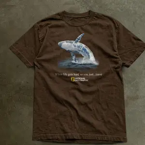 Gildan Men's and Women's T-shirt, Whale Vintage Grapghic T-shirt, Animal tee, Y2k Unisex Graphic Tees Gothic Grunge Emo Scene Amity Affliction Style Clothes Menswear Womenswear Streetwear