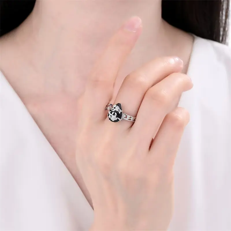 Vintage women’s silver-plated black crystal ring — optional designs include flowers, butterflies, dragonflies, and small birds; energy gemstone ring featuring synthetic obsidian; Mother’s Day/birthday gift; includes a premium gift box; energy crystal ring