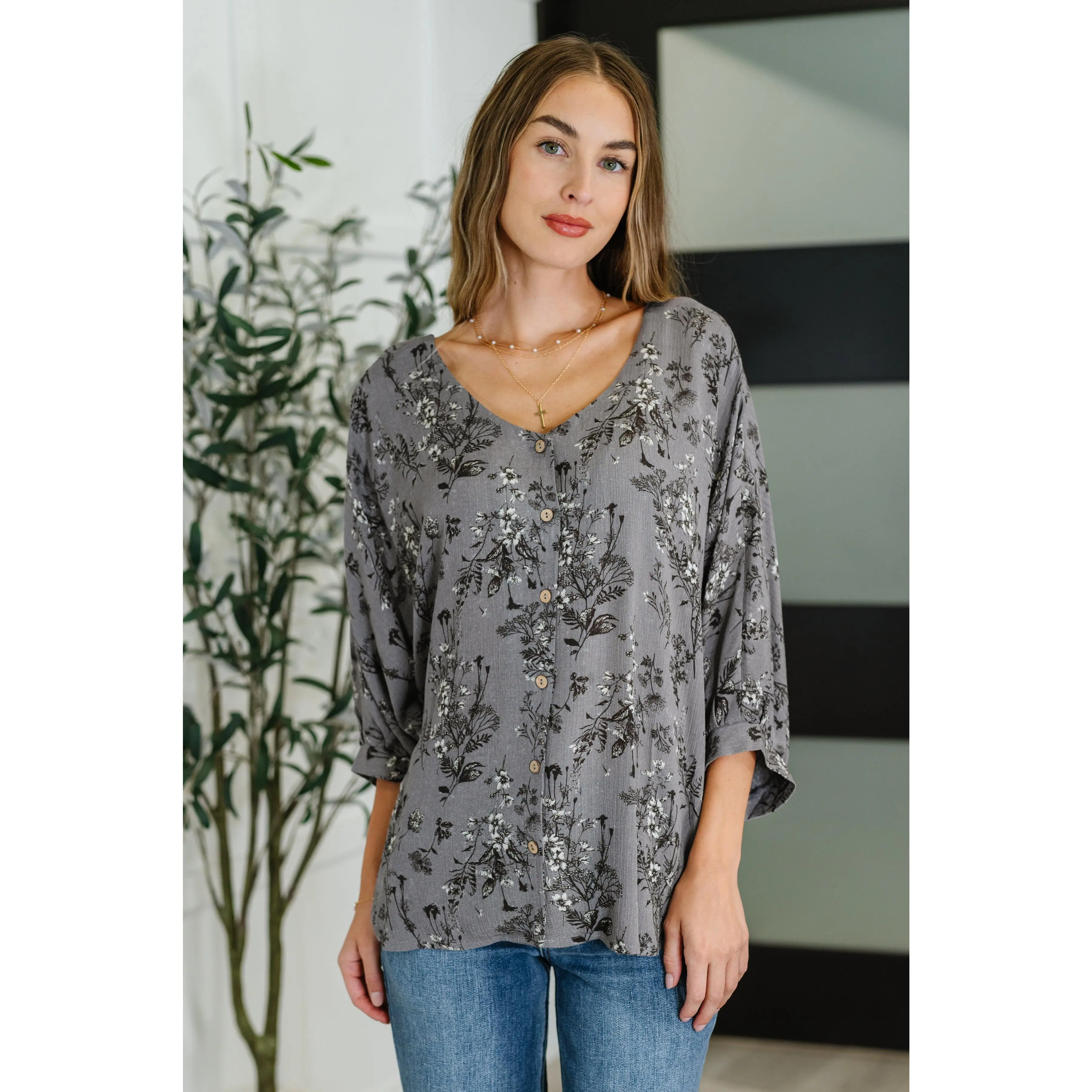 Falling in Deep Crinkle Woven Blouse Dune Grey