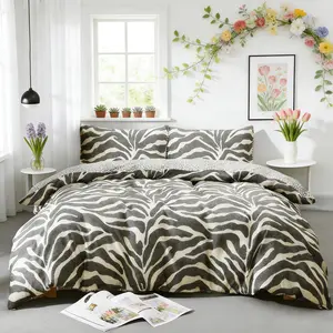 3Pcs Retro Nordic Style Grey Zebra Leopard Print Bedding Set,  Reversible Design Includes 1 Duvet Cover(No Insert) & 2 Pillowcases(No Insert), Soft Fabric, Easy Removable Zipper, New Arrival For Spring And Summer, Ideal Gift Choice