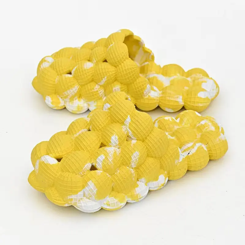 Camouflage yellow white