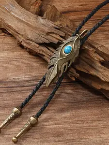 Western Cowboy Bow Tie Necklace for Men, Unique Fashion Clothes Accessory, Stylish Lapel Chain, Trendy Style