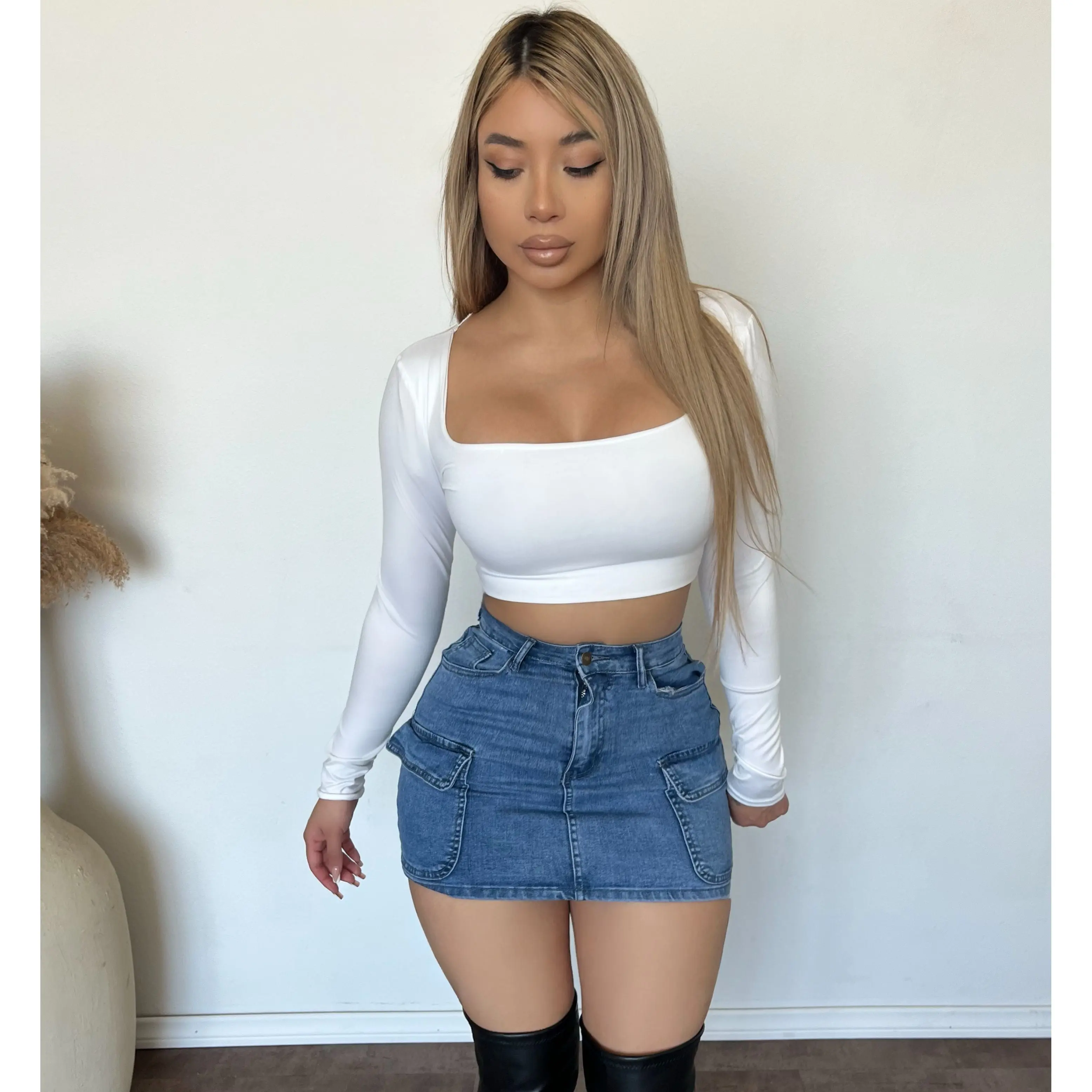 Ken Cargo Denim Skirt Stretch (Light Blue)