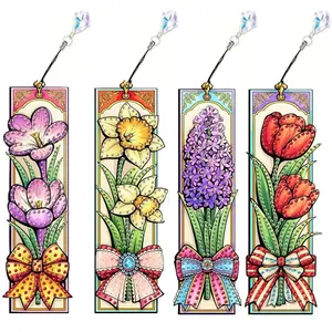 4-piece set of diamond-painted bookmarks, DIY floral bookmarks, home office, school classroom, crystal pendant bookmarks, 5D diamond-painted ones, suitable for beginners to give as handmade gifts during the Christmas holiday Diamond Painting