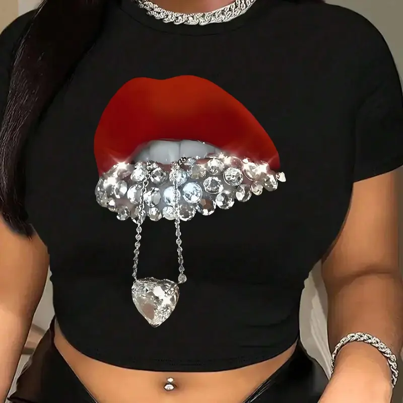 Women's Lip & Heart Print Round Neck Crop Tee, Fashion Casual Crew Neck Short Sleeve T-shirt for Daily Holiday Vacation Outdoor Wear, Ladies Clothes for All Seasons, Womenswear
