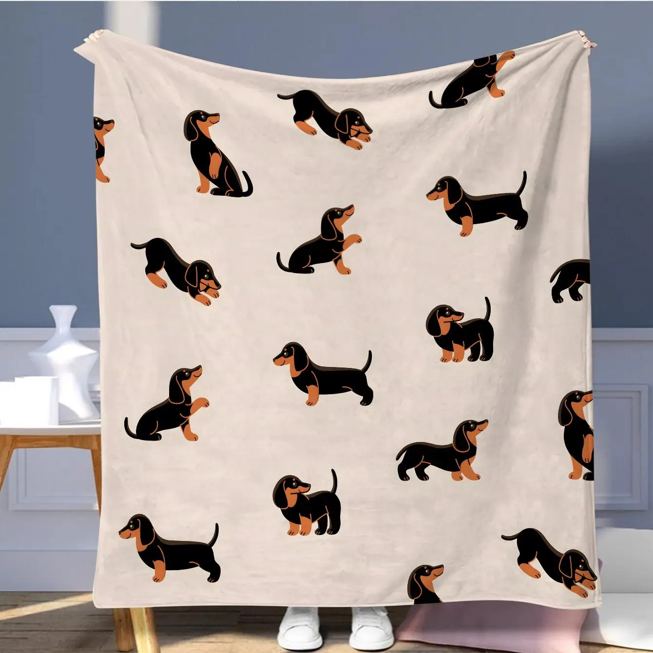 Cute Cartoon Dachshund Pattern Blanket, 1/2 Counts Soft Comfortable Throw Blanket, Lightweight Warm Napping Blanket for Home Office Travel