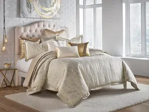 Naja Ivory Gold Duvet Set