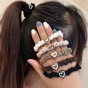 5pcs Multicolor Heart Pendant Hair Ties Set, Scrunchies, Cute Elastic Rubber Bands for Girls, Non-Damaging Hair Accessories, Perfect Gift Choice, Elastic Hair Accessory