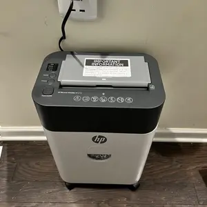 HP 120Sheet Auto Feed MicroCut Shredder - Paper and Credit Cards, 0.86hp Motor, 4.5Gallon Basket, Caster Wheels