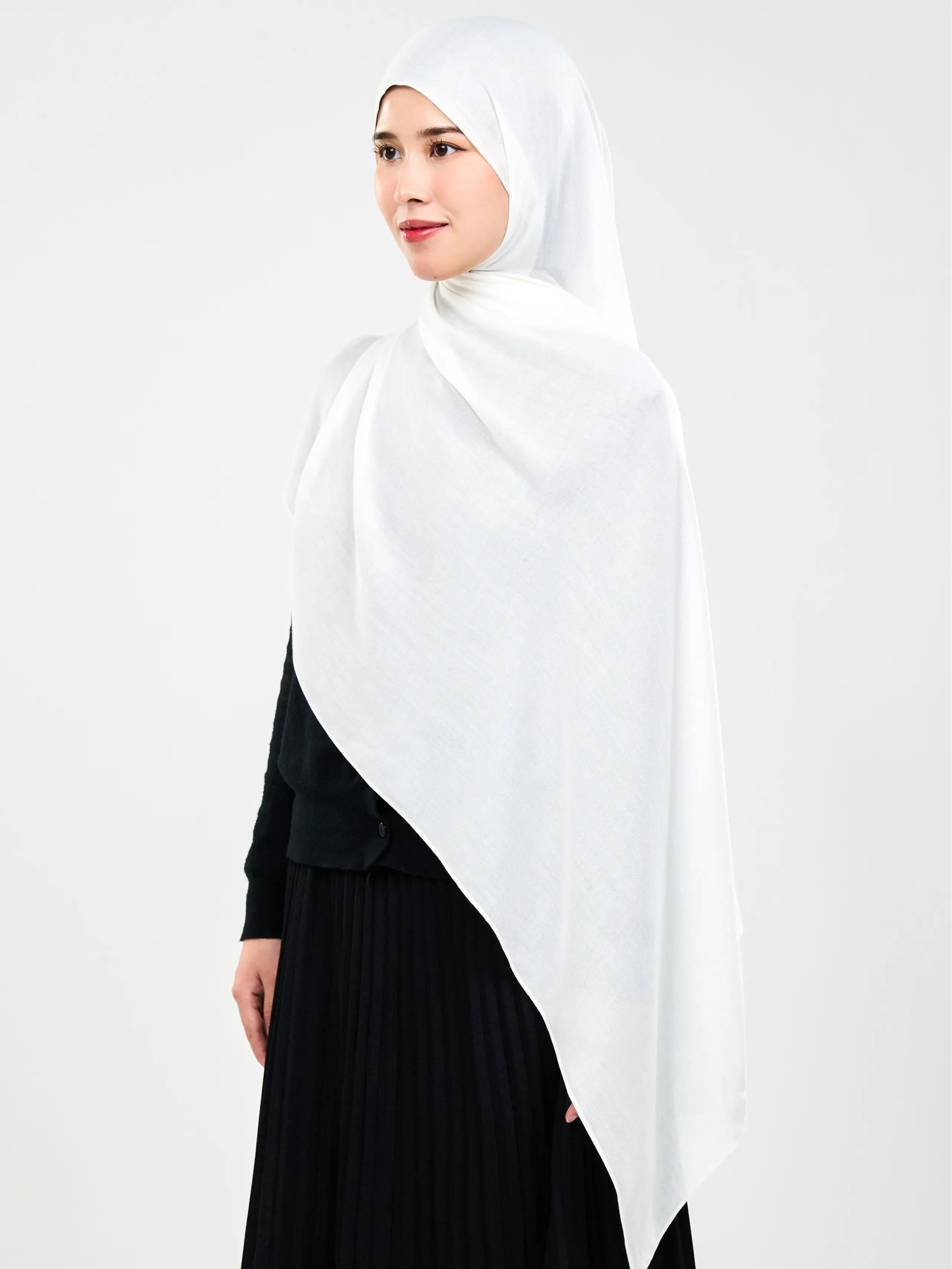 Iceberg Everyday Cotton Hijab: Ayra Collection