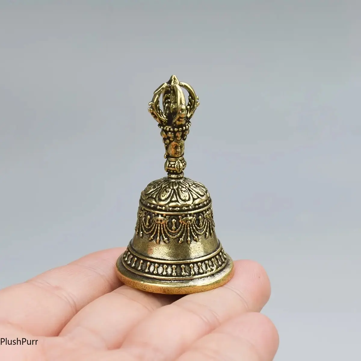 Carved Metal Round Bell Hand-Held Percussion Instrument - Clapping Handle, Artisanal Craftsmanship, Soothing Healing Sounds, Singing Bowl, Ideal for Church Use, DIY Bag Accessory summerwins