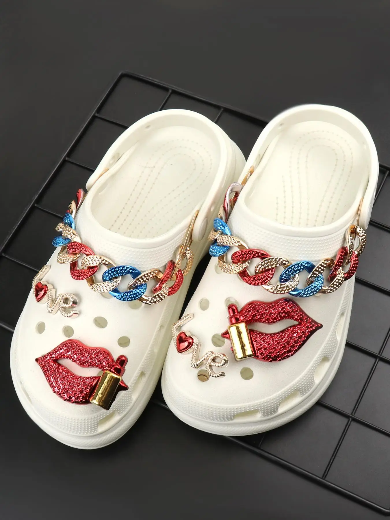 6pcs/set Women's Punk Style Clogs Decoration, Trendy Novelty Chain & Lipstick & Letters & Heart Design Shoes Decorations, Shiny Fashionable Shoes Char