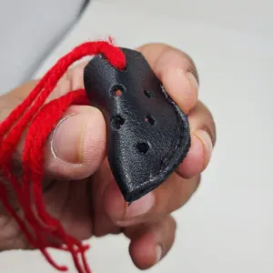 Poultry Special Muzzle - Durable Leather Anti-Bite & Pecking Prevention for Roosters, Adjustable Straps & Secure Fit, Farm & Urban Chicken Training Equipment, Chicken Accessories for Roosters, Rooster Accessories, Rooster Training Gear