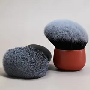 Large Soft Dense Foundation Brush, Portable Mushroom Makeup Brush, Multifunctional Makeup Brush, Suitable for Liquid/cream/powder, Daily Use Blending Tool, Soft Bristles Brush