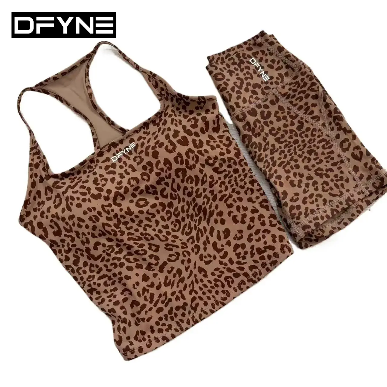 DFYNE Seamless 2-Piece Leopard Print Workout Set| Padded Sports Bra & High Waist Gym Shorts for Women