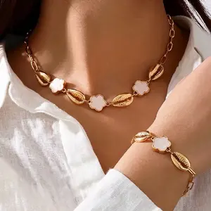 Seashell Jewelry Set For Women Necklace Bracelet Shell For Summer Vacation Gold Tone Fashion Accessory
