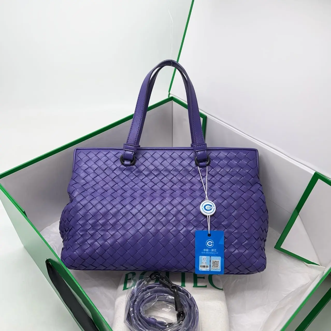 Pre-owned Bottega Veneta Leather Shoulder Bags 7.8'' R5029 Shoulder Bag C215870747 0415 T1 Qiqi